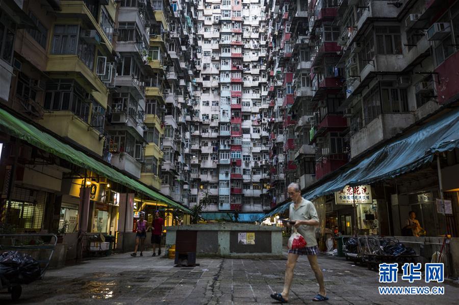 （图文互动）（7）综述：艰难困苦，玉汝于成——2019年，香港跌宕起伏、喜忧互参