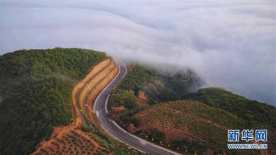 #（新华视界）（5）黄土高原上的旅游示范路