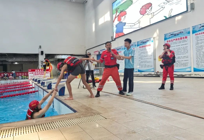 魏县教育体育局举行防溺水安全演练活动