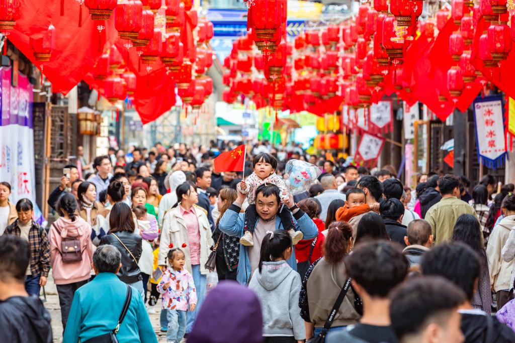 文旅结合聚人气 “流动的中国”显活力